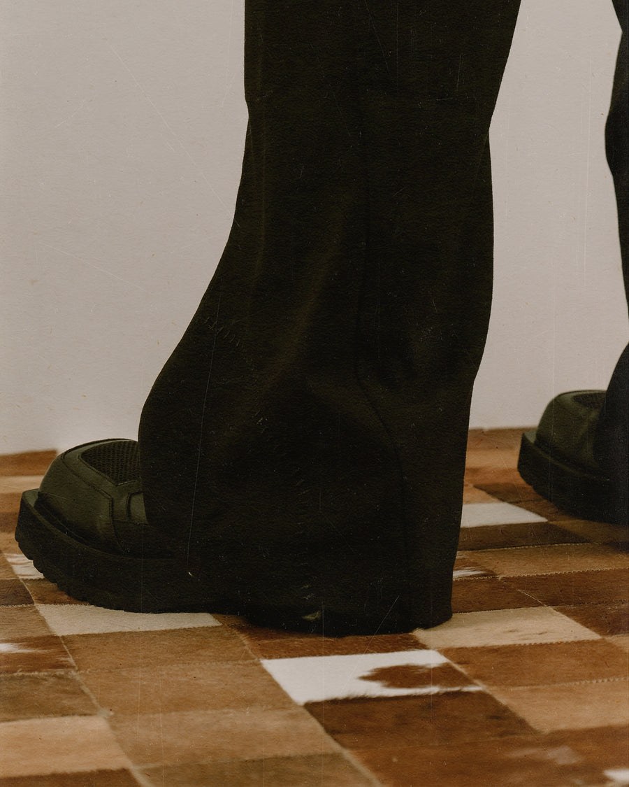 Panelled Knee Slacks ᛝ Black