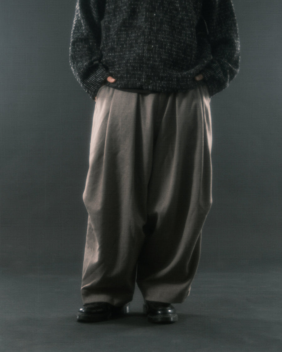 Pleat Volume Pants ᛝ Taupe