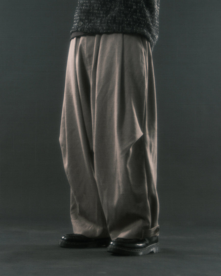 Pleat Volume Pants ᛝ Taupe