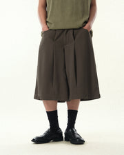 Pleat Fan Shorts ᛝ Clay Brown