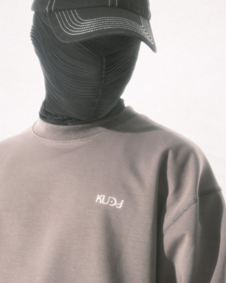 Kudu Logo Long Sleeve Tee ᛝ Grey