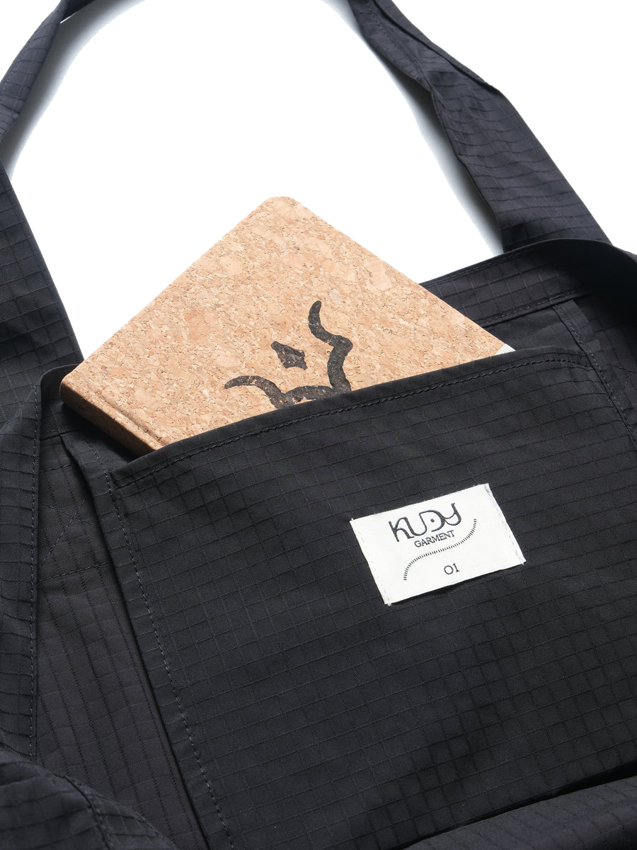 Weekend Tote Bag ᛝ Black
