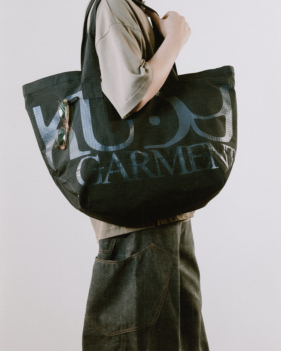 Weekend Tote Bag ᛝ Black