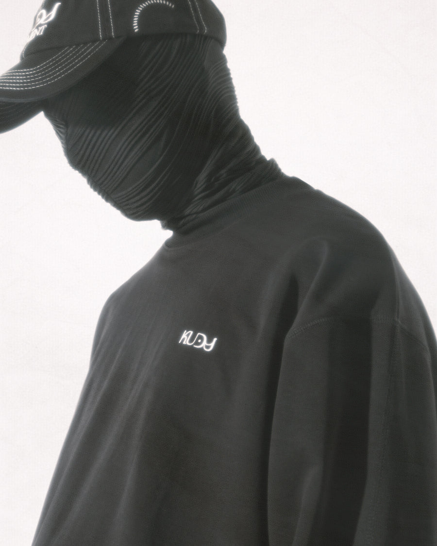 Kudu Logo Long Sleeve Tee ᛝ Black