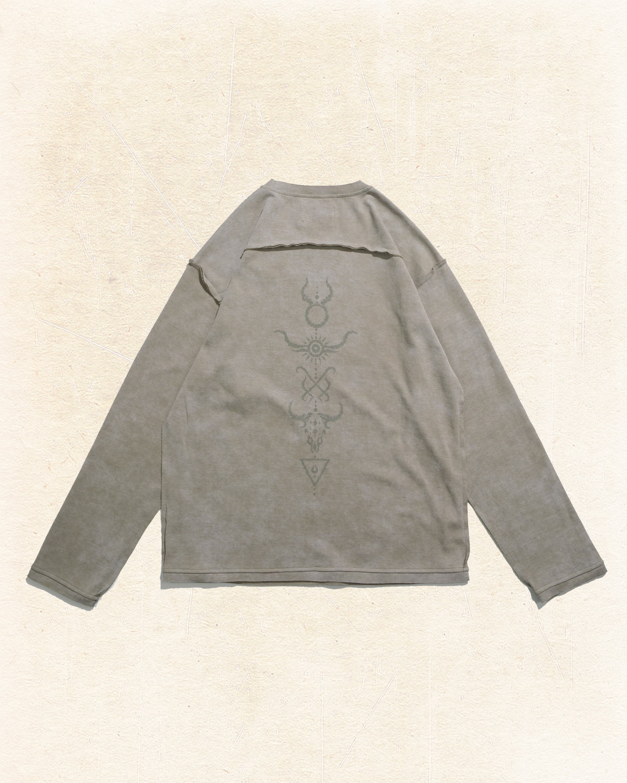 Totem Reverse Long Tee ᛝ Ash Taupe