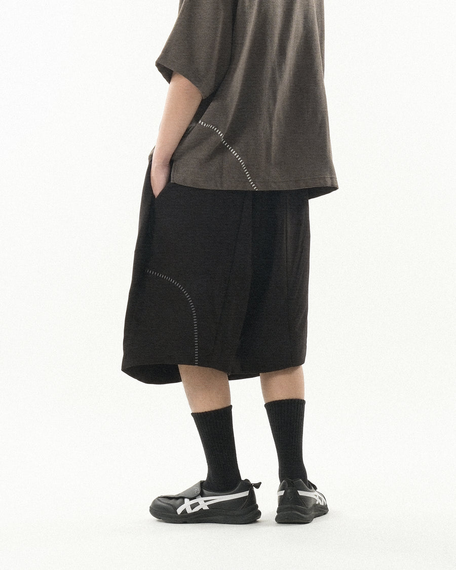 Panelled Arc Shorts ᛝ Black