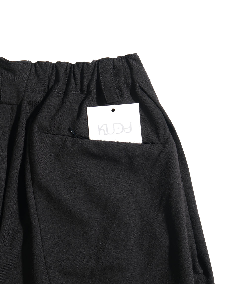 Panelled Arc Shorts ᛝ Black