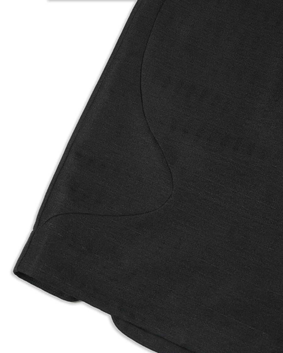 Curved Pocket Shorts ᛝ Black