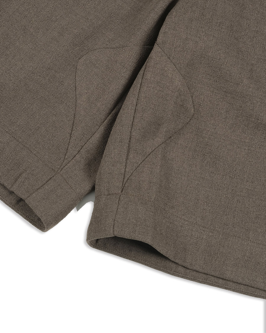 Curved Pocket Shorts ᛝ Taupe