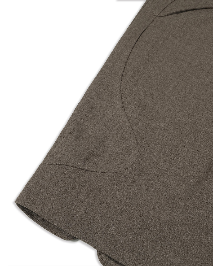 Curved Pocket Shorts ᛝ Taupe