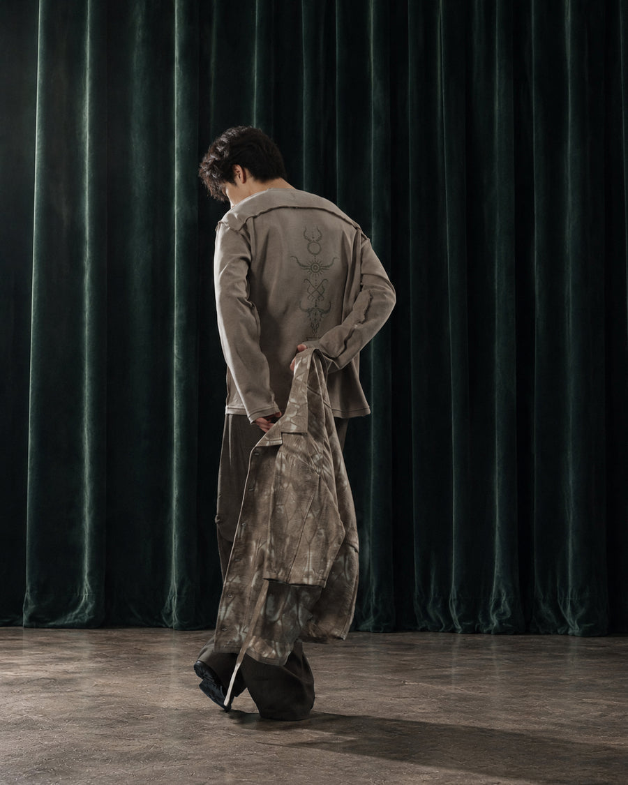 Totem Reverse Long Tee ᛝ Ash Taupe