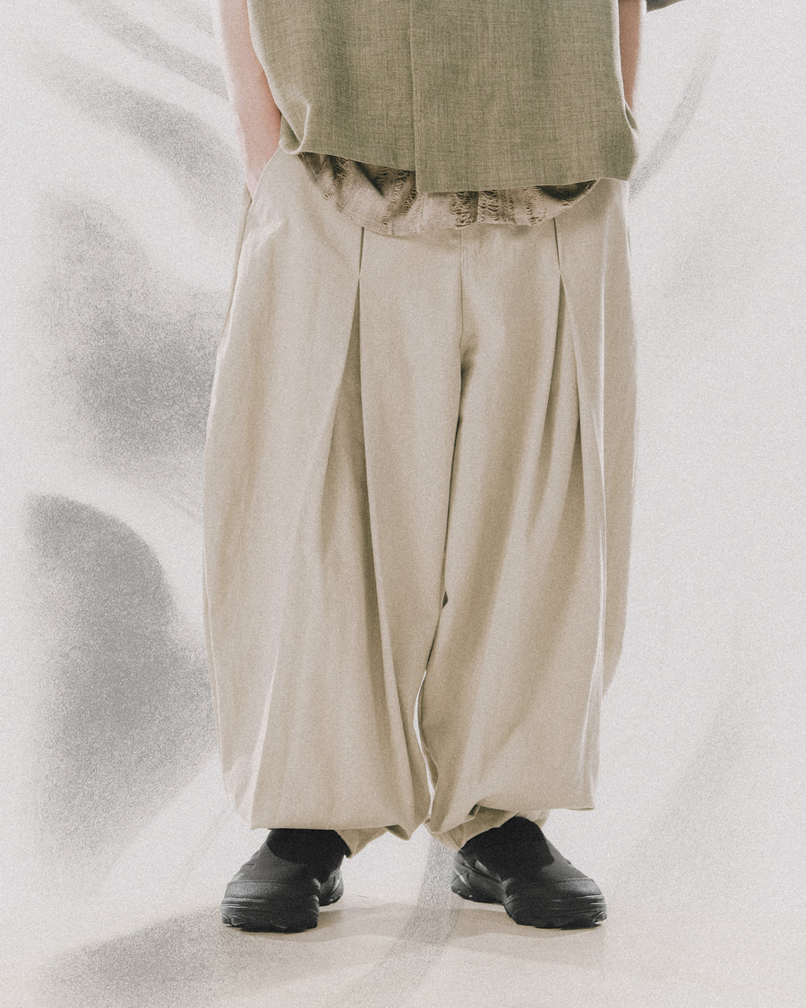 Pleat Loose Pants ᛝ Khaki
